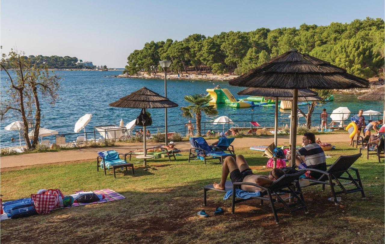Cozy Apartment In Porec With Wifi Ngoại thất bức ảnh